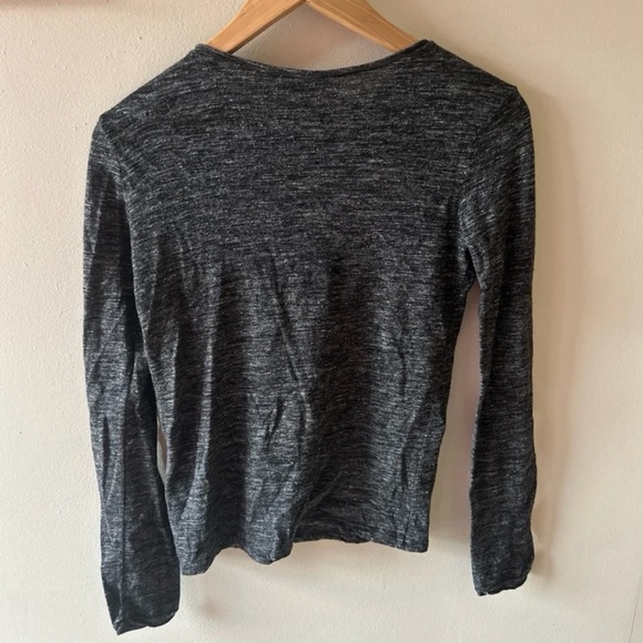 Theory Heathered Gray Long Sleeve Crewneck Linen/Wool Blend Top - Picture 3 of 5